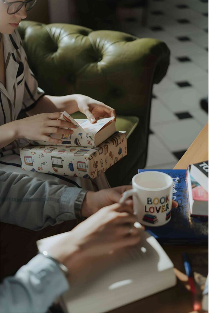 gift idead for bookish people - booklovers gifts